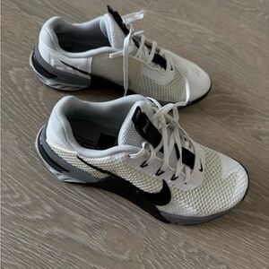 Nike metcon unisex size 6.5 men’s